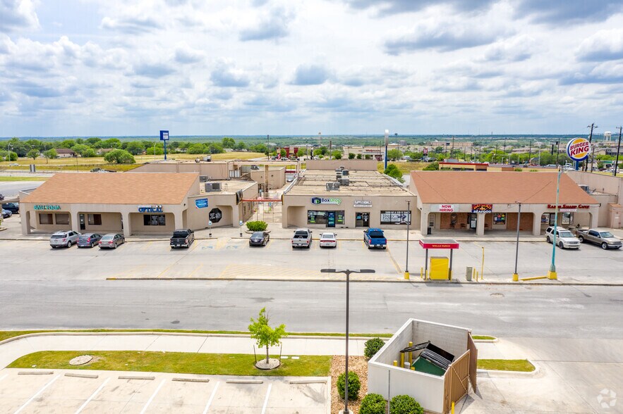 More Photos Of 410 Valley Hi Dr, San Antonio Unknown For Lease