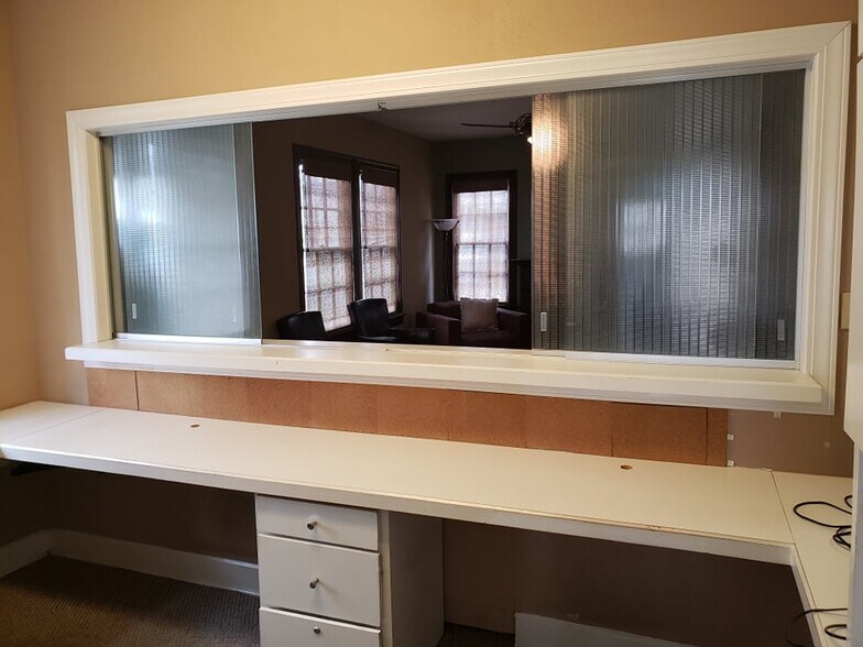 More Photos Of 4203 Medical Pky, Austin Medical For Lease