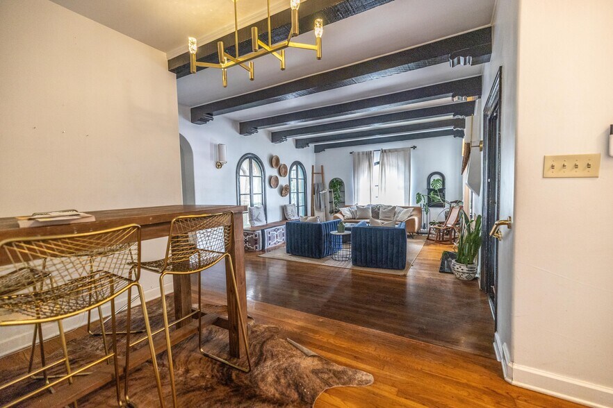 More Photos Of 335 E Palm Ln, Phoenix Loft Creative Space For Sale