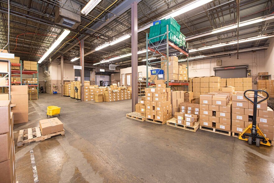 More Photos Of 2105 Production Dr, Louisville Manufacturing For Sale