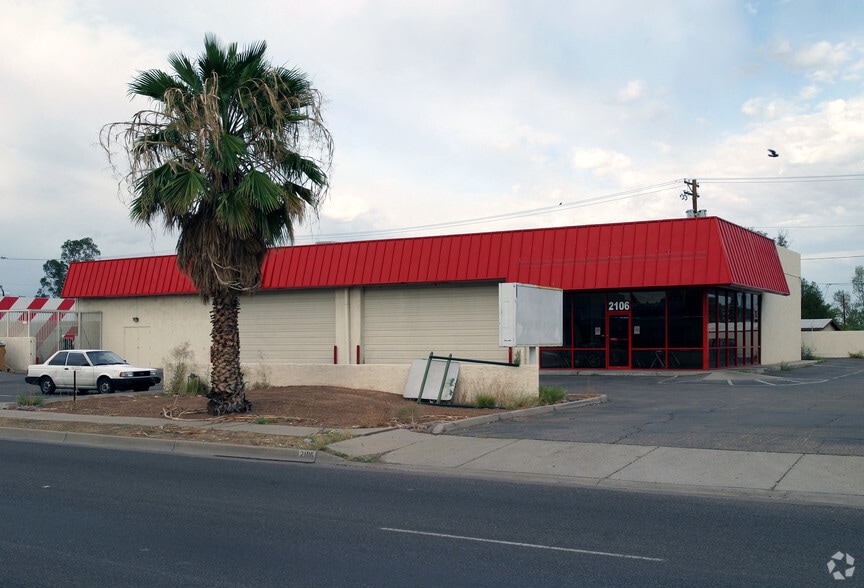 More Photos Of 2106 S Alvernon Way, Tucson Auto Repair For Sale