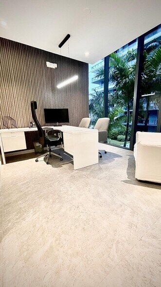 More Photos Of 2980 NE 207th St, Aventura Office Residential For Lease