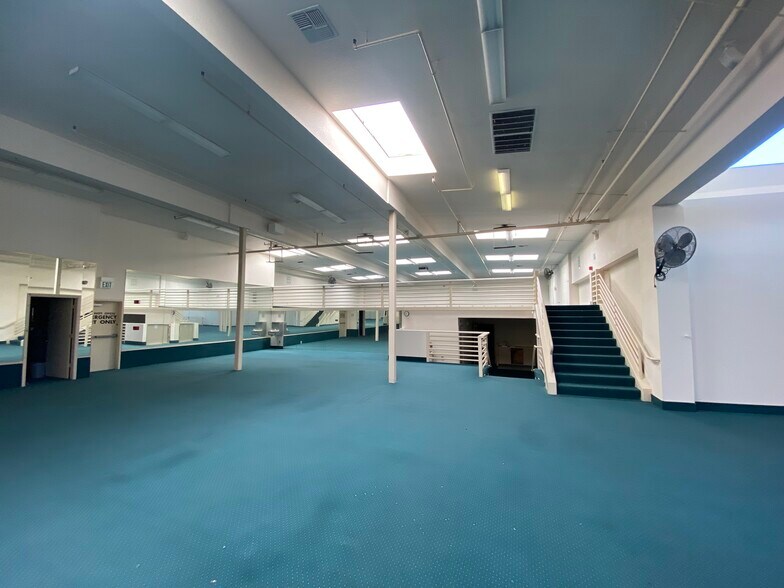 More Photos Of 1814-1816 Hillsdale Ave, San Jose Freestanding For Sale