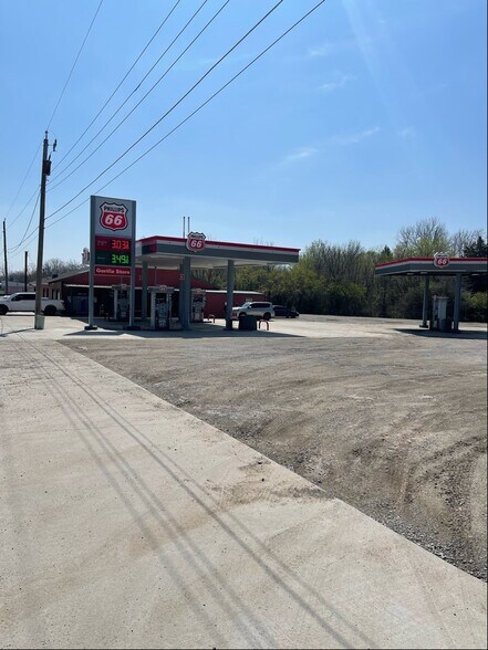 More Photos Of 610 Highway 270, Krebs Convenience Store For Sale