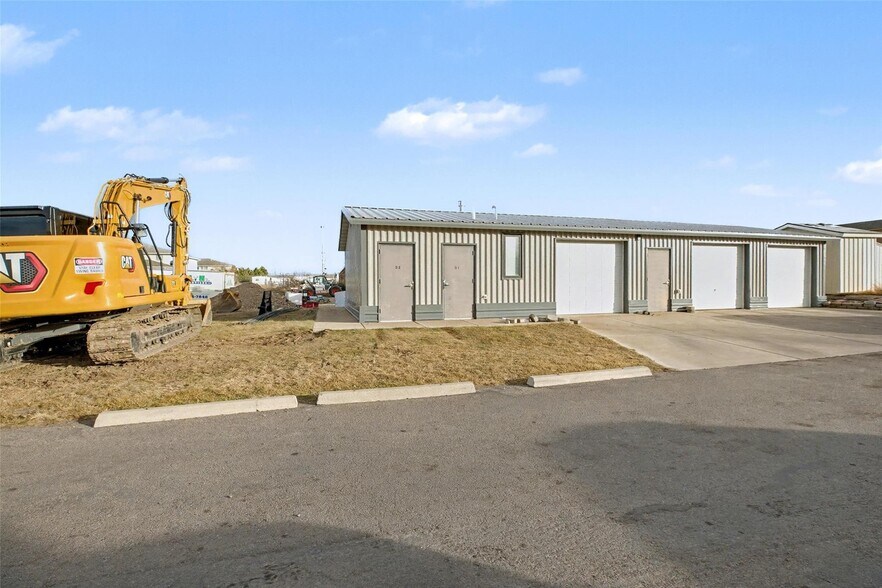 More Photos Of 305 46th St N, Great Falls Apartments For Sale