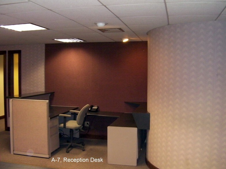 More Photos Of 1768 Storrs Rd, Mansfield Office For Lease