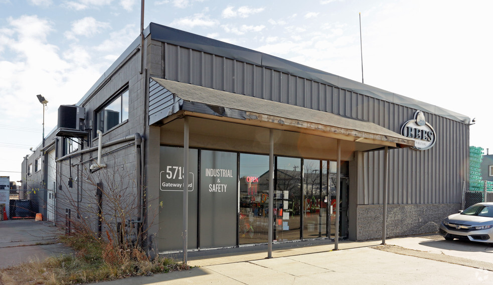 Primary Photo Of 5715 Gateway Blvd NW, Edmonton Warehouse For Sale