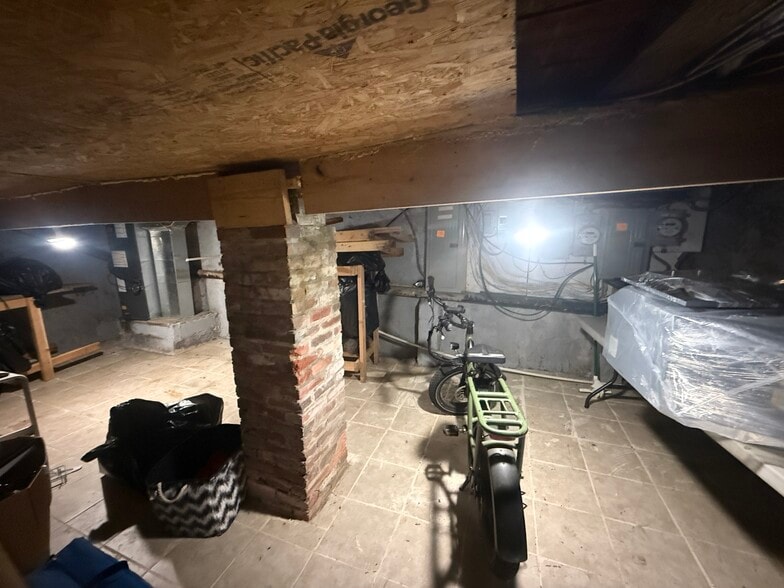 More Photos Of 1135 S 9th St, Philadelphia Storefront Retail Residential For Sale