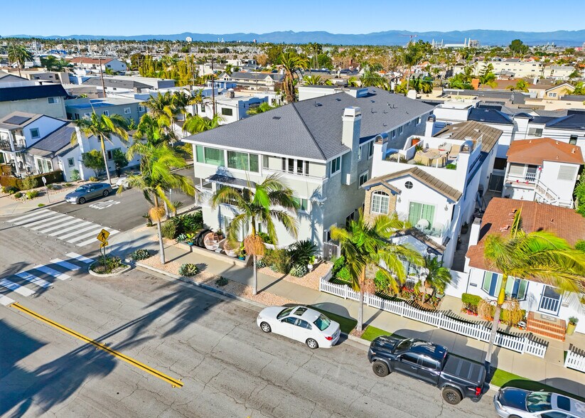 More Photos Of 301 Ocean Ave, Seal Beach Apartments For Sale