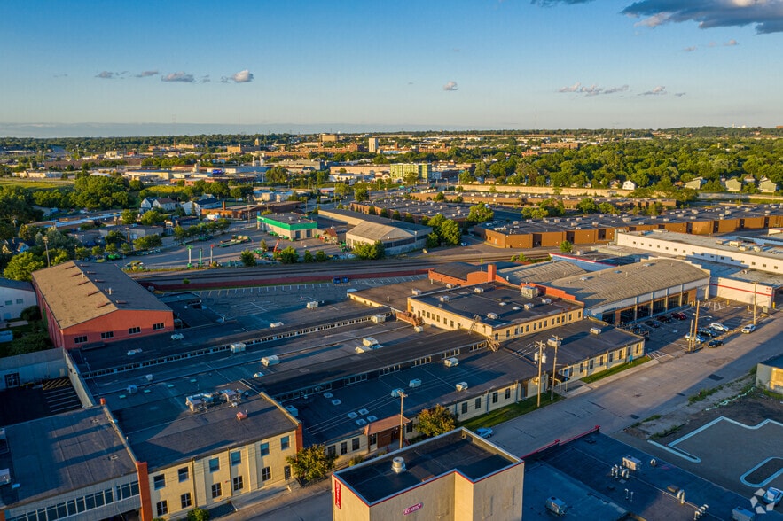 More Photos Of 635 9th St, Minneapolis Warehouse For Lease