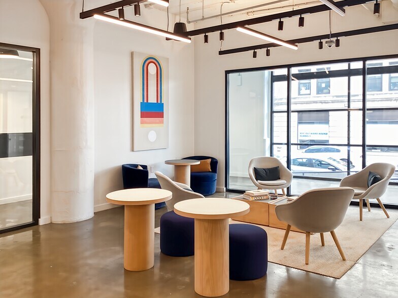 More Photos Of 30- 10 41st Ave, Long Island City Coworking Space