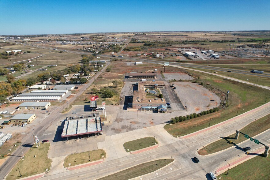More Photos Of 2500 S Main St, Elk City Hotel For Sale