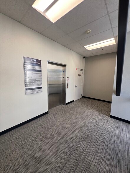 More Photos Of 1773-1793 Vineyard Dr, Antioch Research And Development For Lease