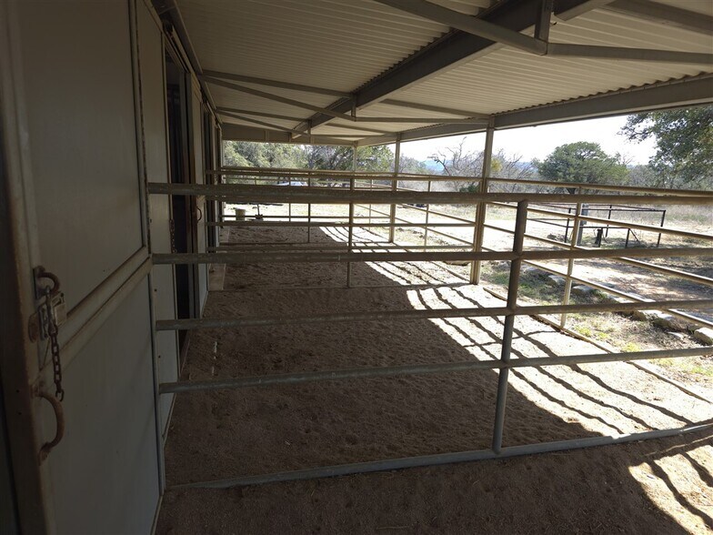 More Photos Of 0 Escalar dr, Buchanan Dam Land For Sale