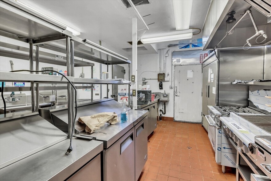 More Photos Of , Sacramento General Retail For Sale