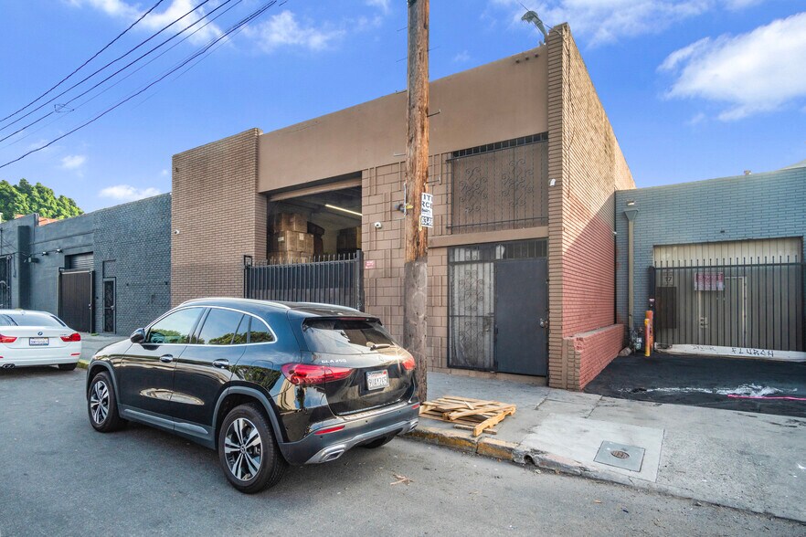 More Photos Of 154 W 21st St, Los Angeles Manufacturing For Sale