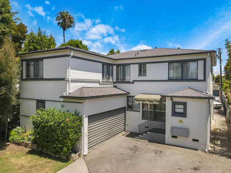 More Photos Of 1937 17th St, Santa Monica Apartments For Sale