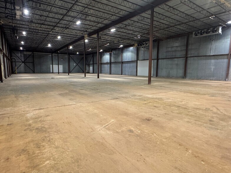 More Photos Of 1125 Weems St, Jackson Refrigeration Cold Storage For Lease