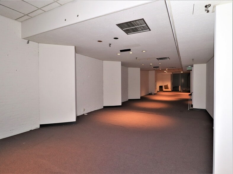 More Photos Of 4 W Fourth St, Cincinnati Office Residential For Sale