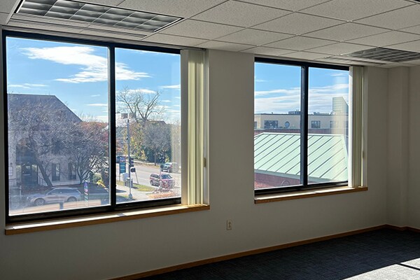 More Photos Of 30 Main St, Burlington Office For Lease