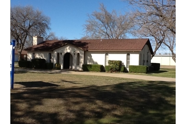 More Photos Of 520 US Highway 377, Pilot Point Office For Sale