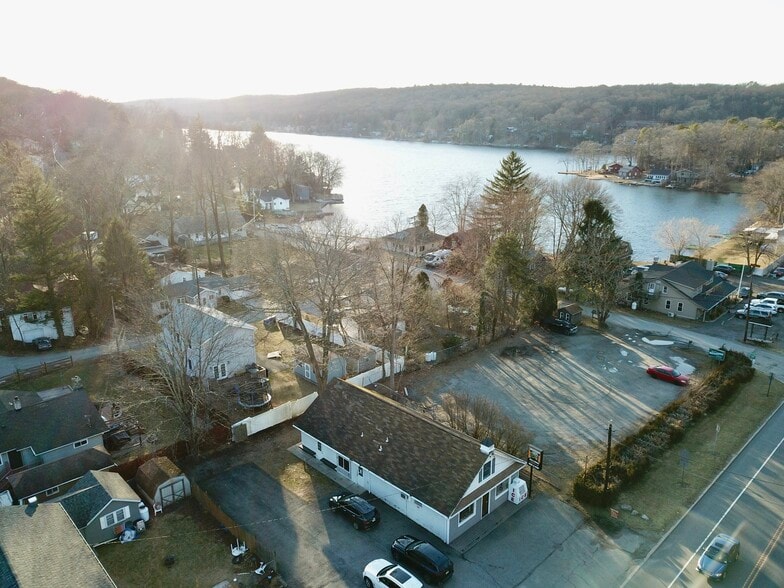More Photos Of 15 US Highway 206 S, Sandyston Flex For Sale