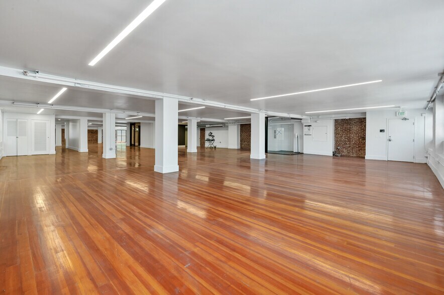 More Photos Of 2101-2129 Mission St, San Francisco Office For Lease