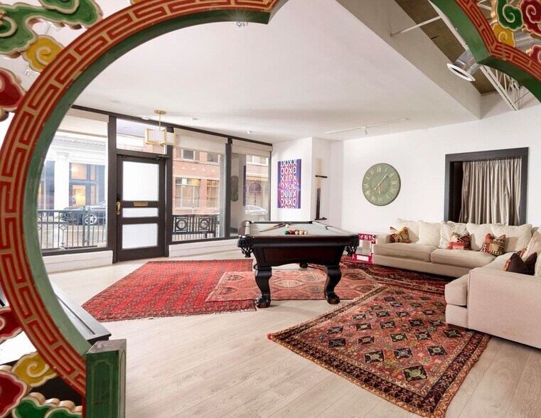 More Photos Of 213 Printers Aly, Nashville General Retail For Sale