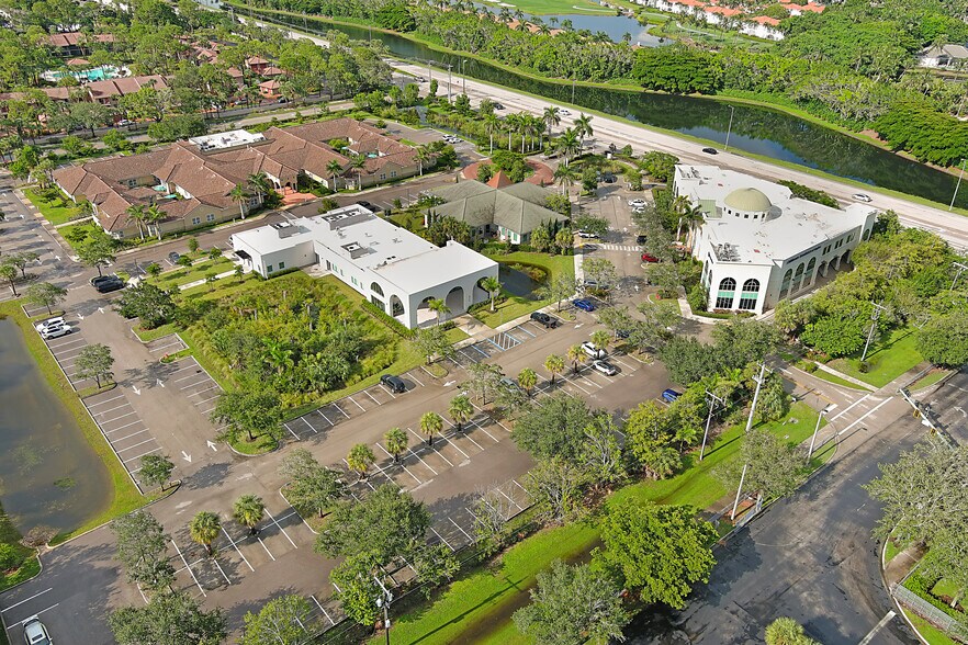 More Photos Of 3021 N Airport Pulling Rd, Naples Office For Sale