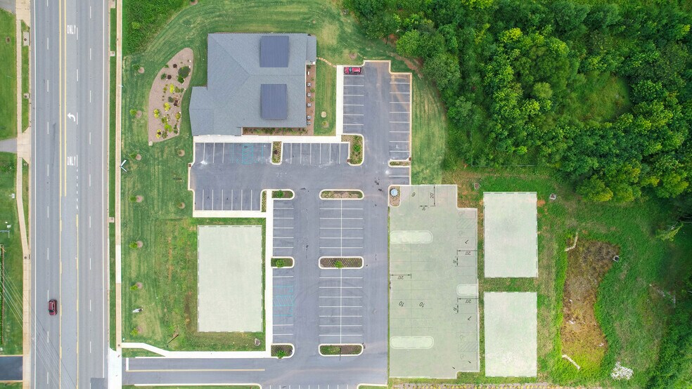 More Photos Of 5049 Highway 9, Inman Land For Lease