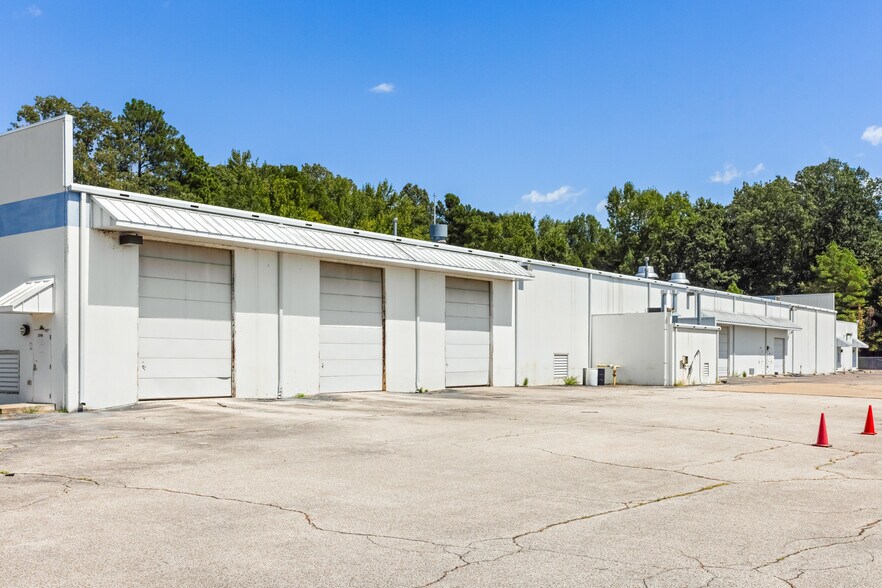 More Photos Of 2740 Grays Creek Rd, Arlington Service For Sale