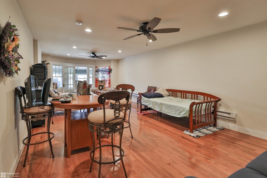 More Photos Of 2101 W Liberty St, Allentown Bar For Sale