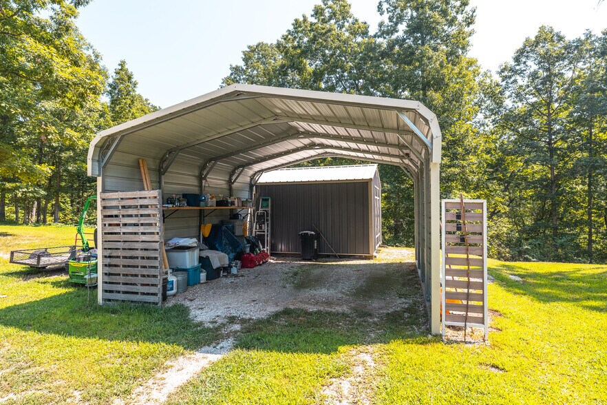 More Photos Of 11726 Highway K, Jadwin Hotel For Sale