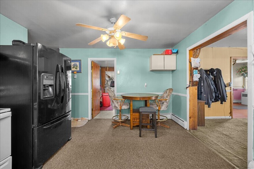 More Photos Of 1307 E Hwy 12, Harlowton Hotel For Sale