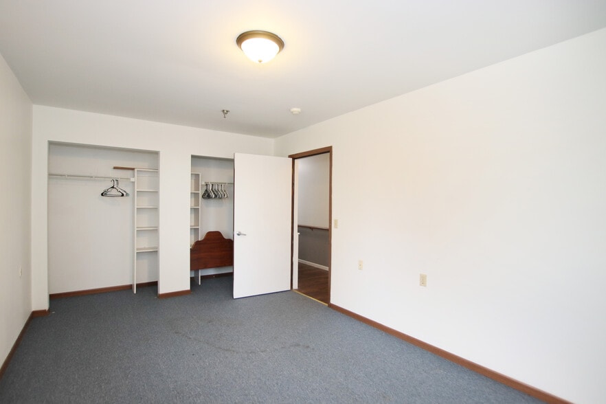 More Photos Of 496 Wisconsin Ct, Fond Du Lac Rehabilitation Center For Sale