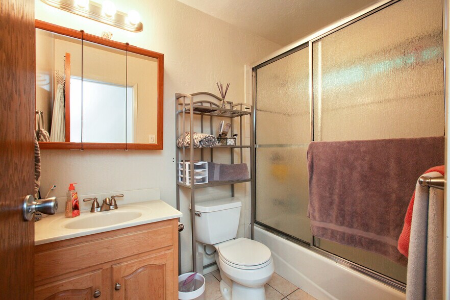 More Photos Of 2200 Village Ct, Belmont Apartments For Sale