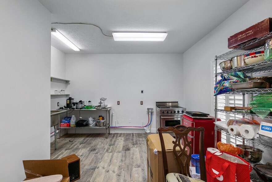 More Photos Of 407 Orchard Park, Ridgeland Office Residential For Sale