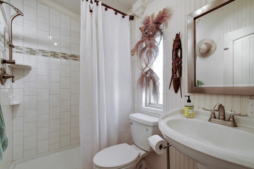 More Photos Of 1340 Hinch Dr, New Braunfels Apartments For Sale