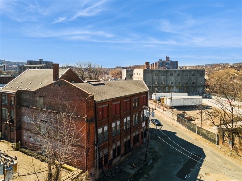 More Photos Of 200-202 River St, Paterson Industrial For Sale