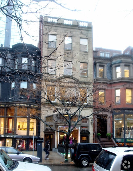 More Photos Of 132 Newbury St, Boston General Retail For Sale