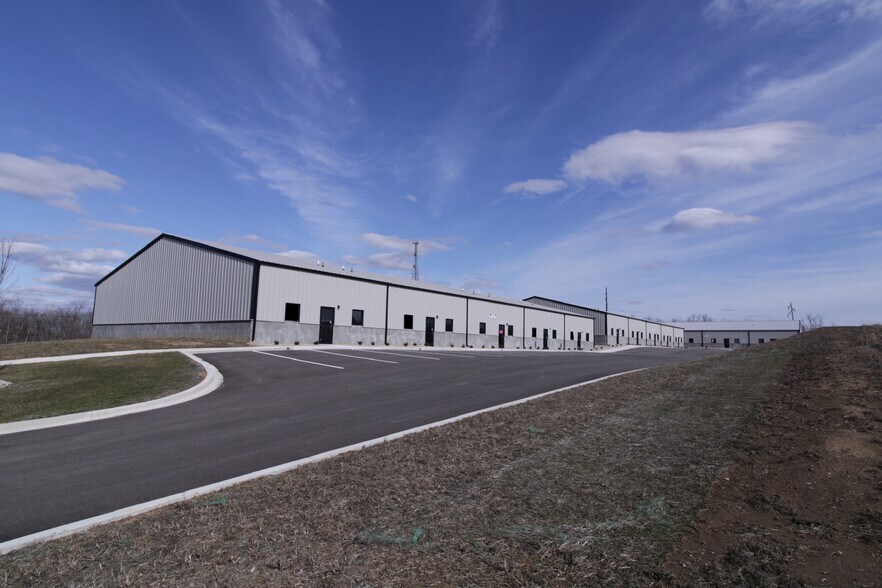 More Photos Of 1024 Golden Leaf Blvd, Richmond Light Manufacturing For Sale