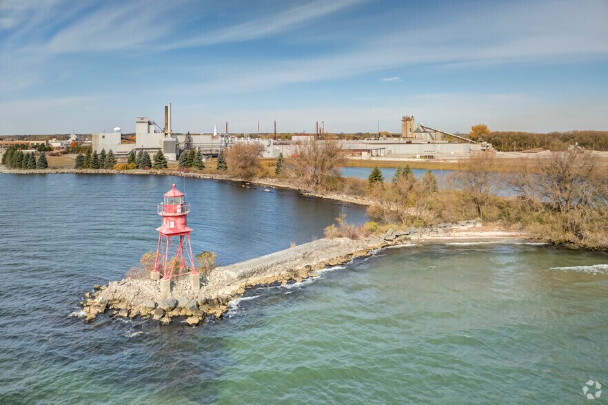 More Photos Of 416 Ford Ave, Alpena Warehouse For Sale