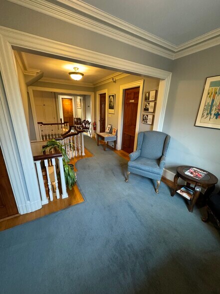 More Photos Of 202-204 Lafayette St, Salem Office Residential For Lease