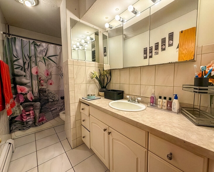 More Photos Of 8109 W Lawrence Ave, Norridge Apartments For Sale
