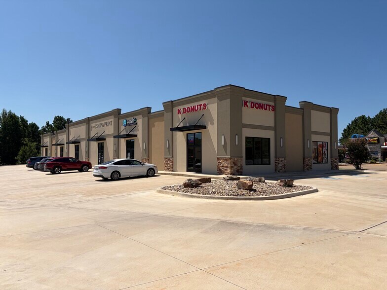 Primary Photo Of 20083 State Highway 155 S, Flint Storefront For Lease