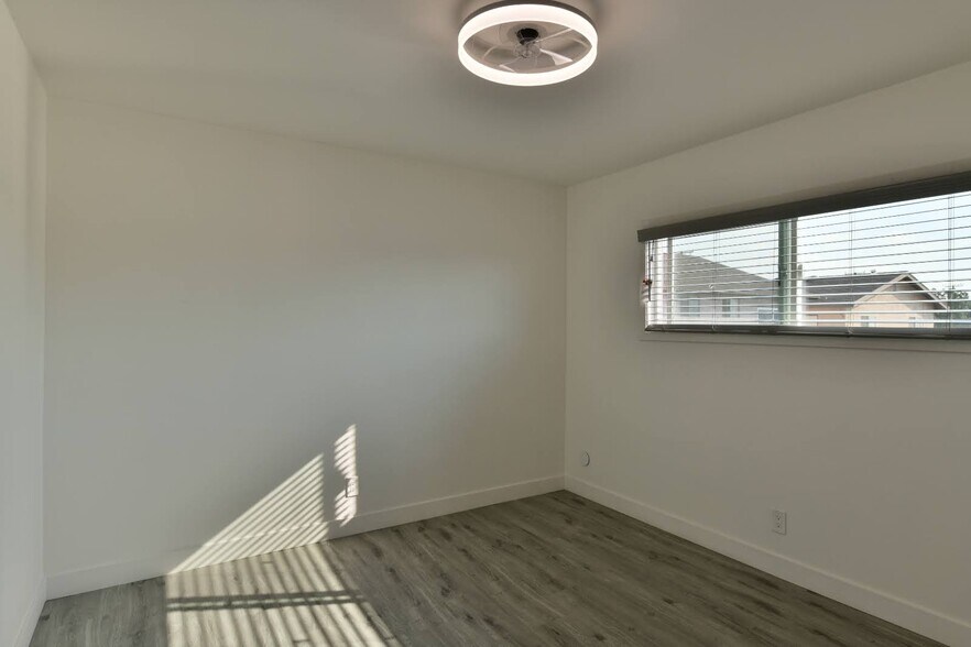 More Photos Of 6221 Corona Ave, Bell Apartments For Sale