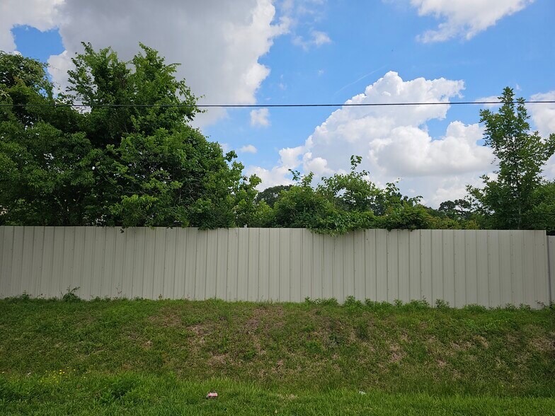 More Photos Of 6007 Van Zandt St, Houston Land For Lease