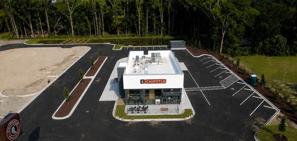 Primary Photo Of 2037 S Irby St, Florence General Retail For Sale