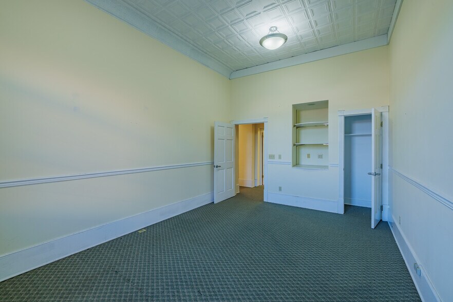 More Photos Of 218 Gay St, Erwin Loft Creative Space For Sale