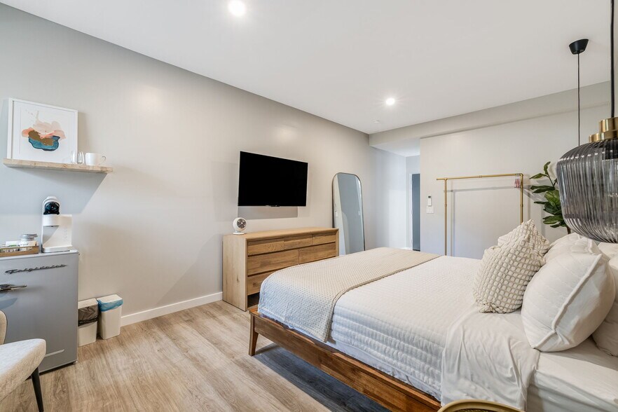 More Photos Of 4102 Soco Rd, Maggie Valley Hotel For Sale